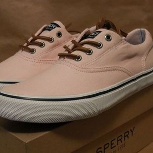Sperry - Stripper ll CVO Ox - Pink - Size 8.5 - Never Used